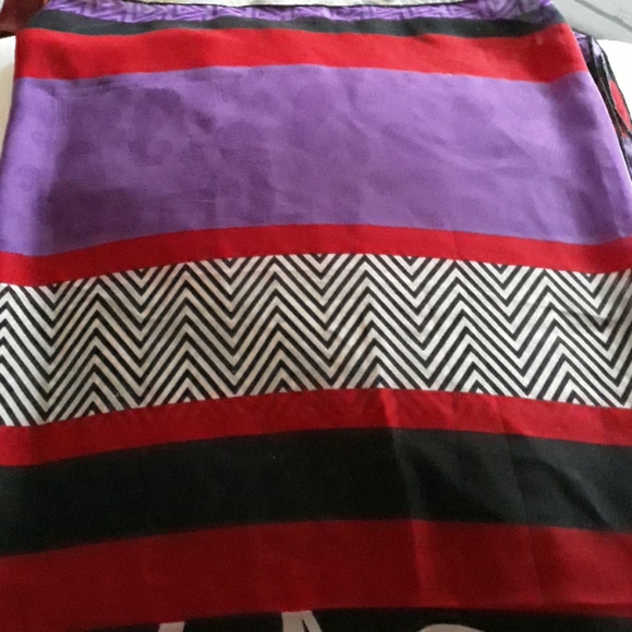 Rectangular Scarf - Picture 4 of 6